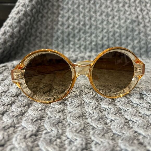 Quay Australia Sunglasses 1521 Peach Cat Eye Sunnies - Picture 2 of 13